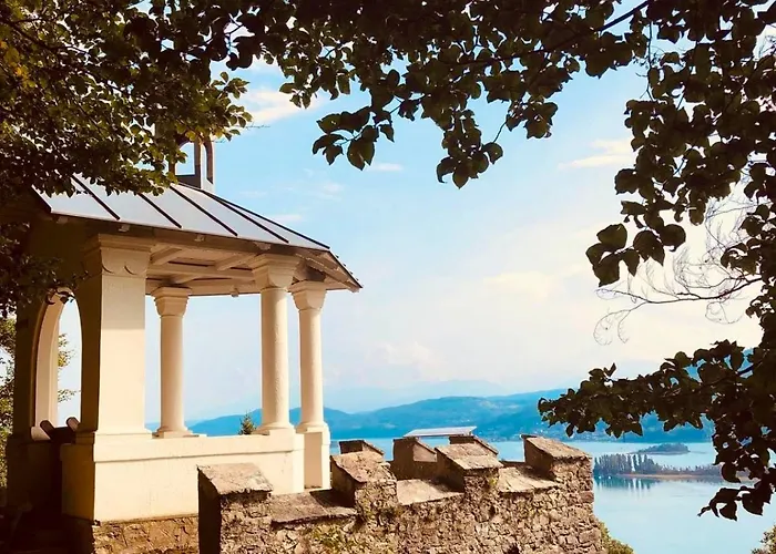 Bed & Breakfast 73 - Helga Bartos